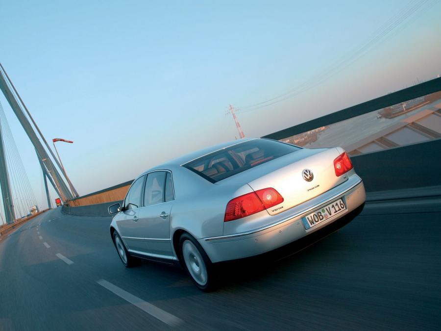  Volkswagen Phaeton V10 TDi 2002 года  (фото 5 из 7)